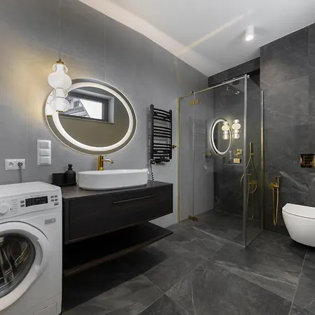Apartment Cyrhla Mountain View With Saunarium & Heated Summer Pool By Bqqk