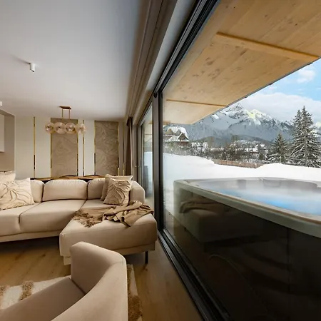 アパート Cyrhla Mountain View With Heated Pool & Saunas By Bqqk
