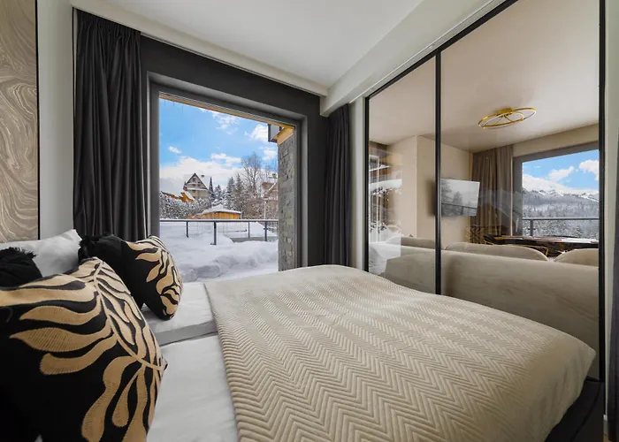 Landscape Cyrhla With By Bqqk *