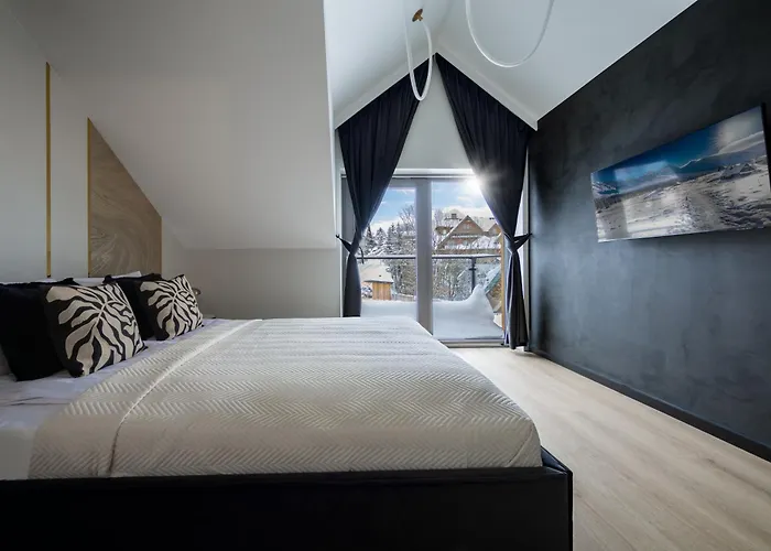 Landscape Cyrhla With By Bqqk