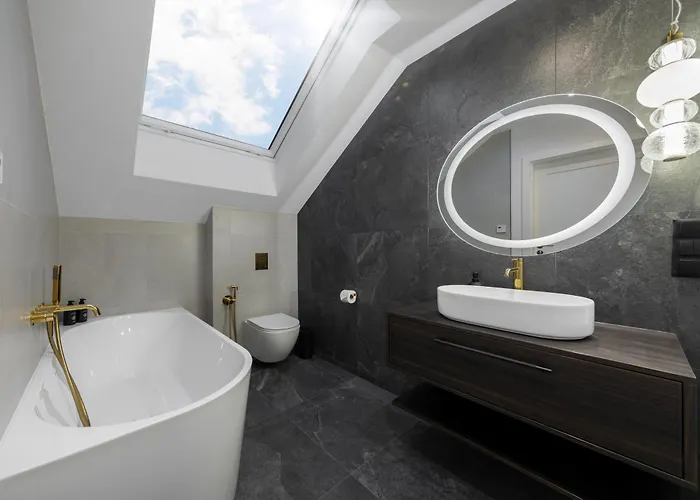 Landscape Cyrhla With By Bqqk *