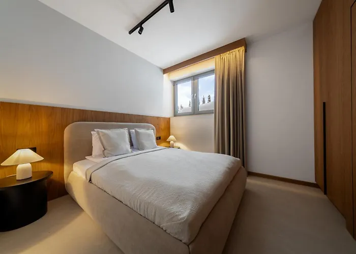 Landscape Cyrhla With By Bqqk *